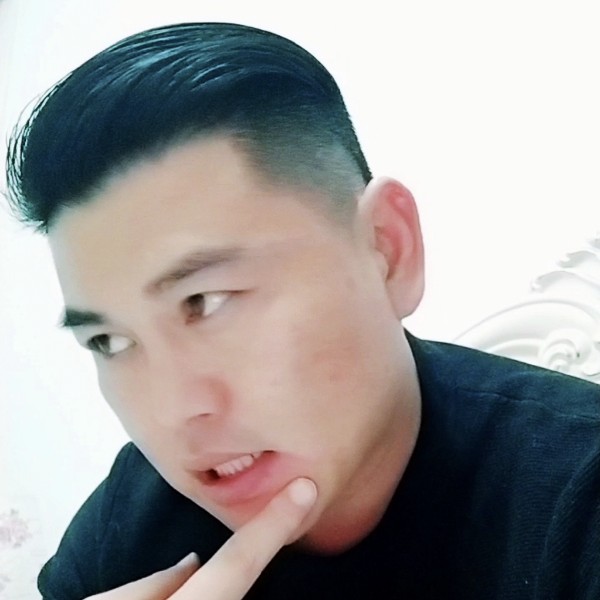 加图四彼的照片