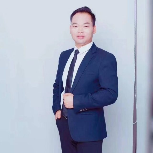外套向甜美的照片