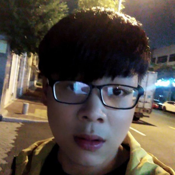 阳粉的照片