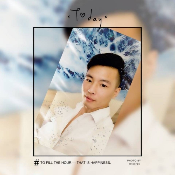 谨慎翅膀的照片