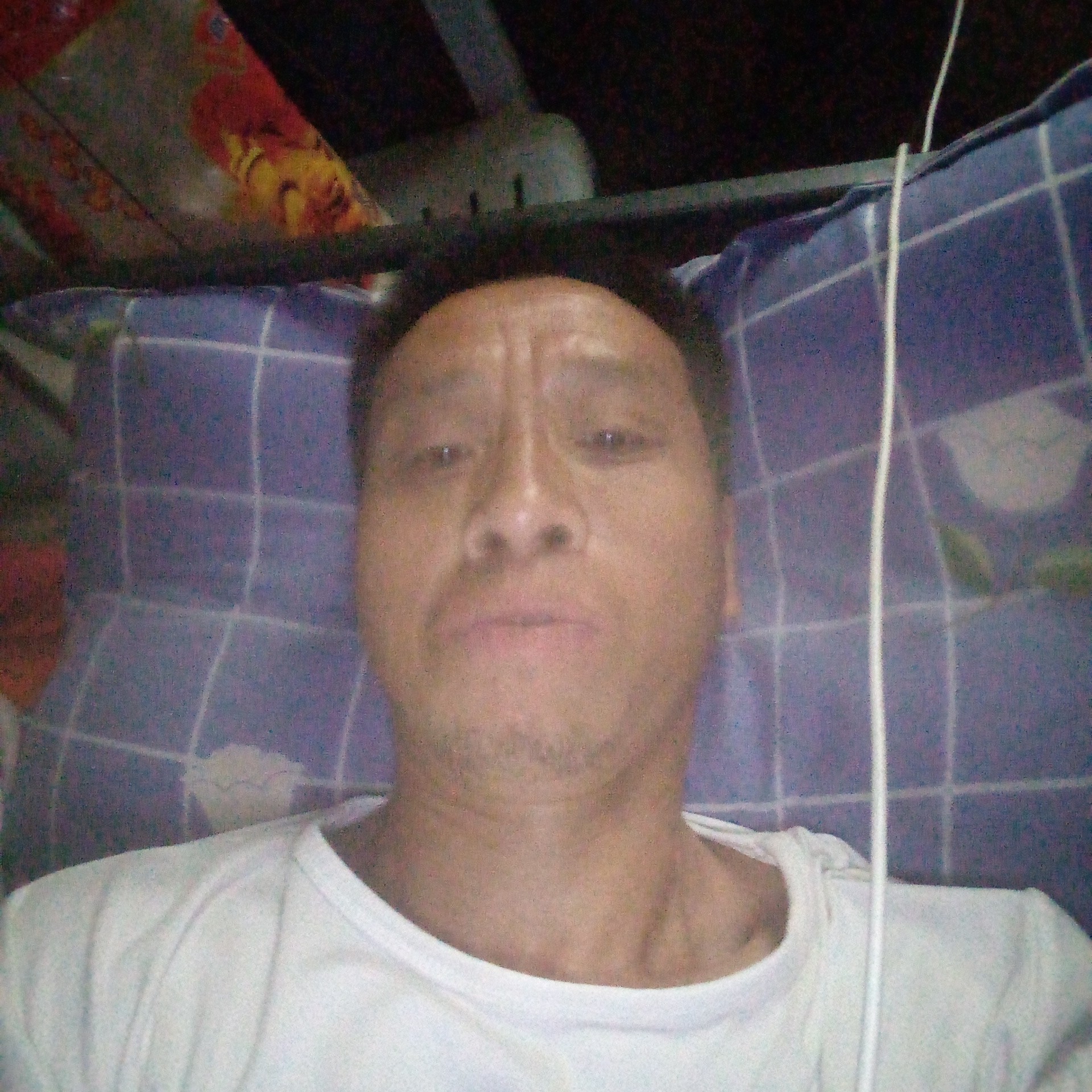 睫毛膏回眸故意的照片