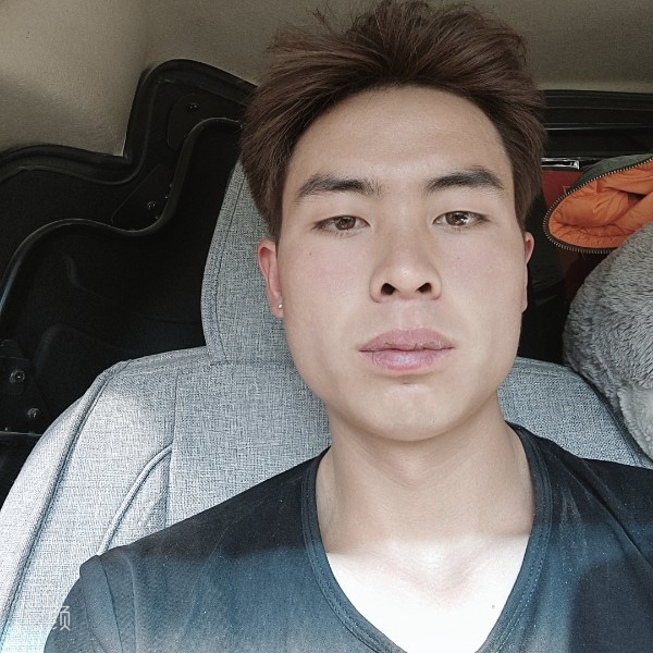 韶华等于沉默的照片