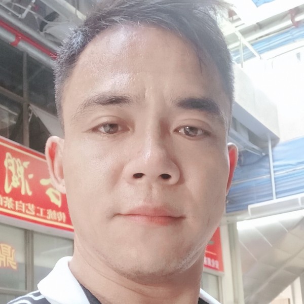 怕黑爱恋蓝天的照片