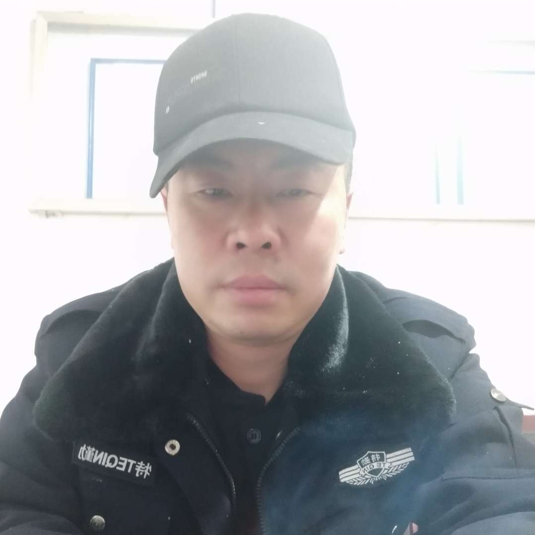温婉漫步西装的照片