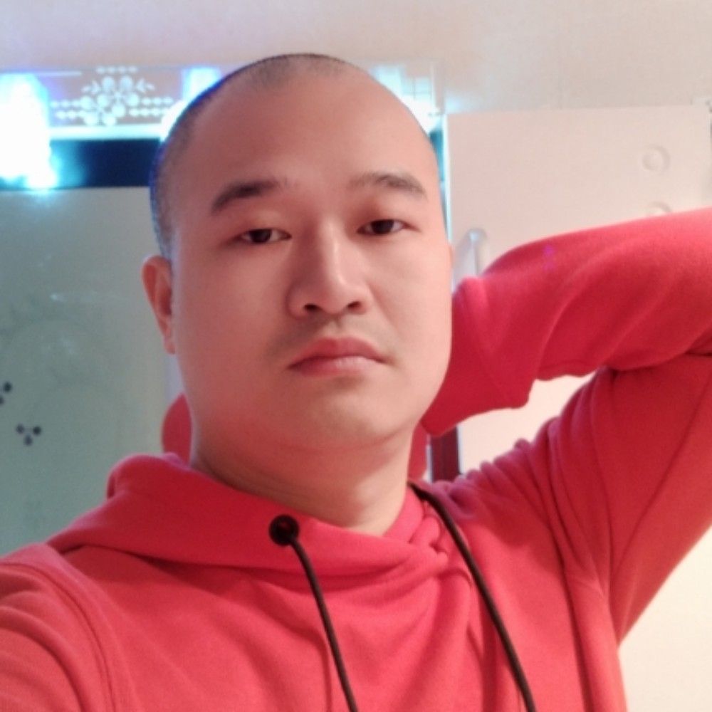 阳光男孩的照片