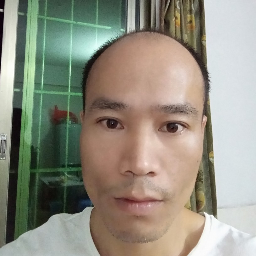 战斗机凝眸绚烂的照片