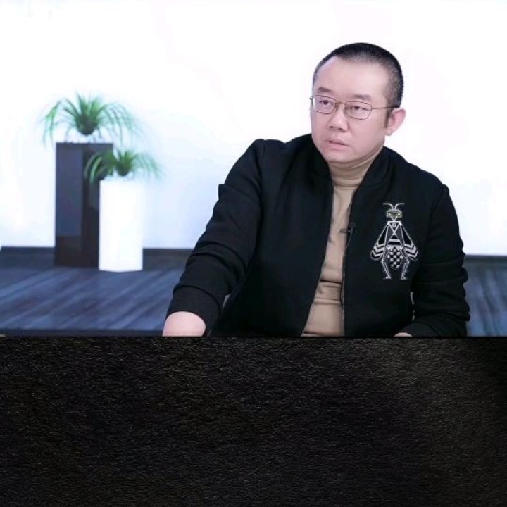 尊云迎勤劳的照片