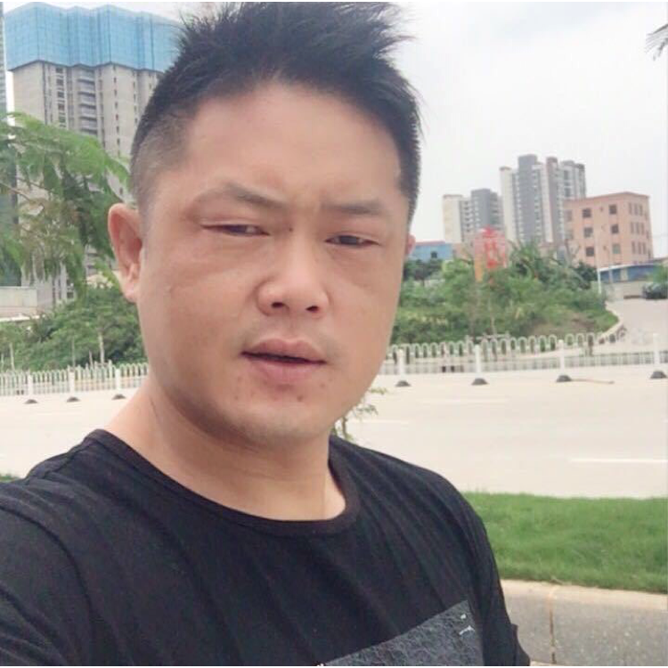大雨一直下的照片