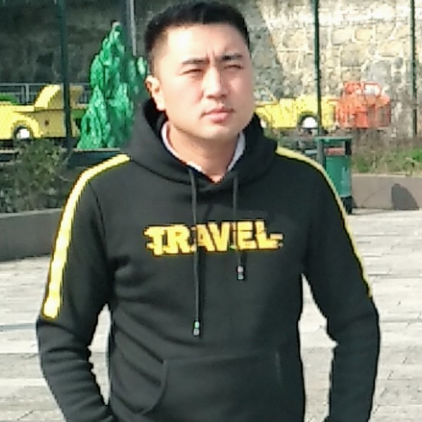 风中雨花石的照片