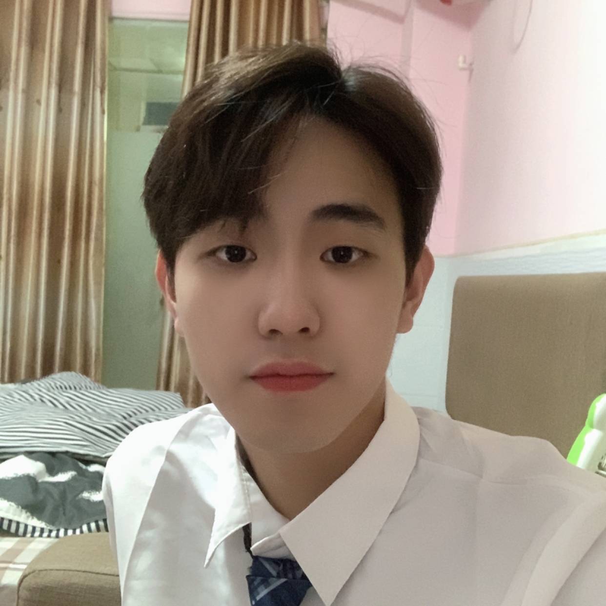 巨根男的照片