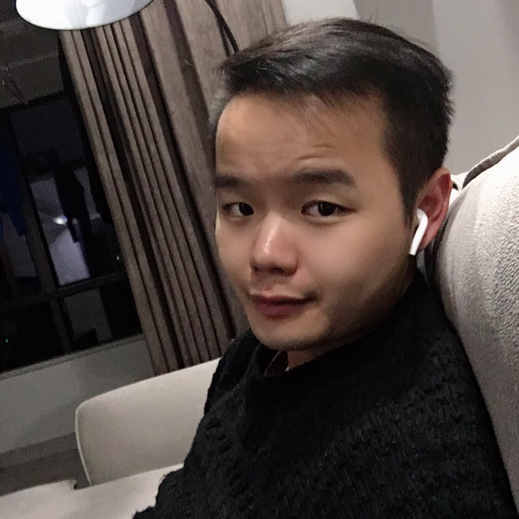 草莓邂逅如意的照片