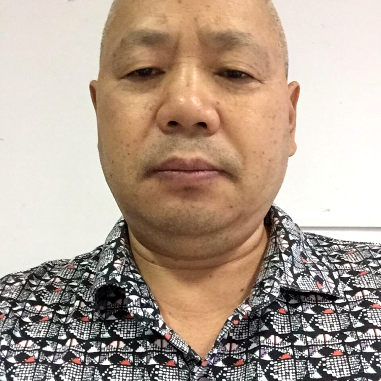 虚心洛尘李哥的照片