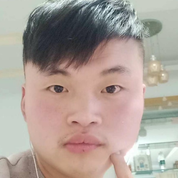 俊逸小松鼠？？？的照片
