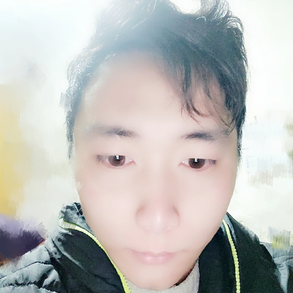 龙二舰长的照片