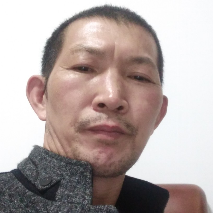 乡村老头的照片