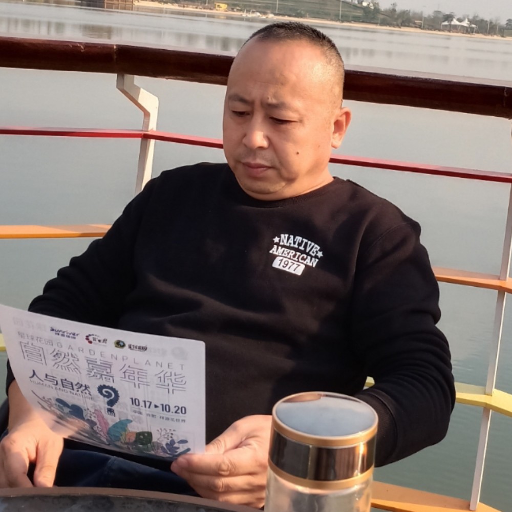 忧郁苦恋冬日的照片