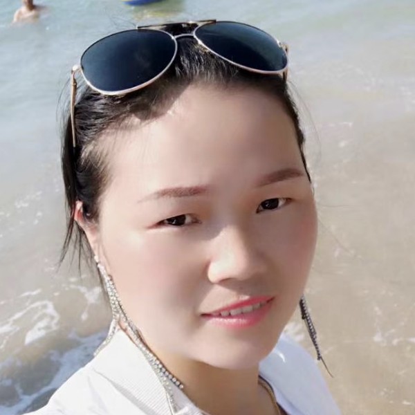 热心机器猫的照片
