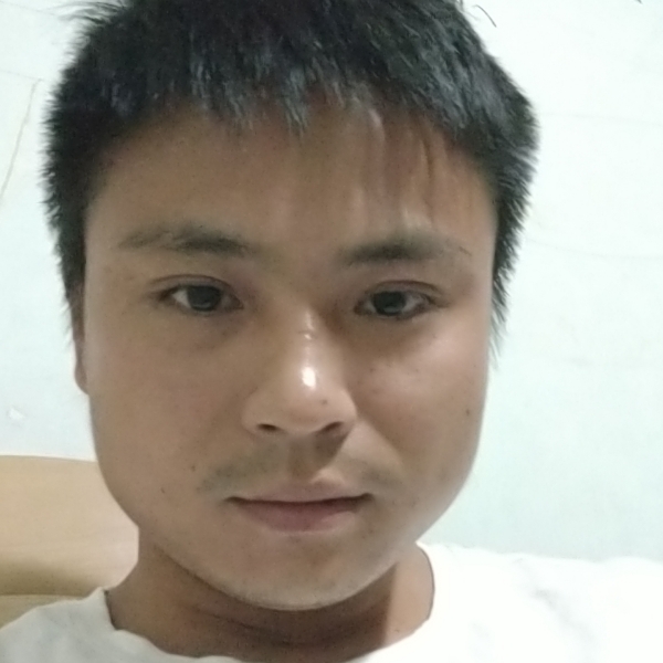 一座城寻找一个人的照片
