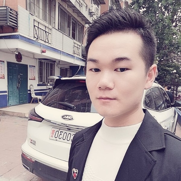 秋月细灵的照片