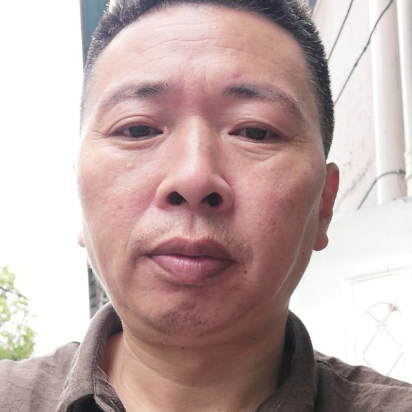 体贴倾心缥缈的照片