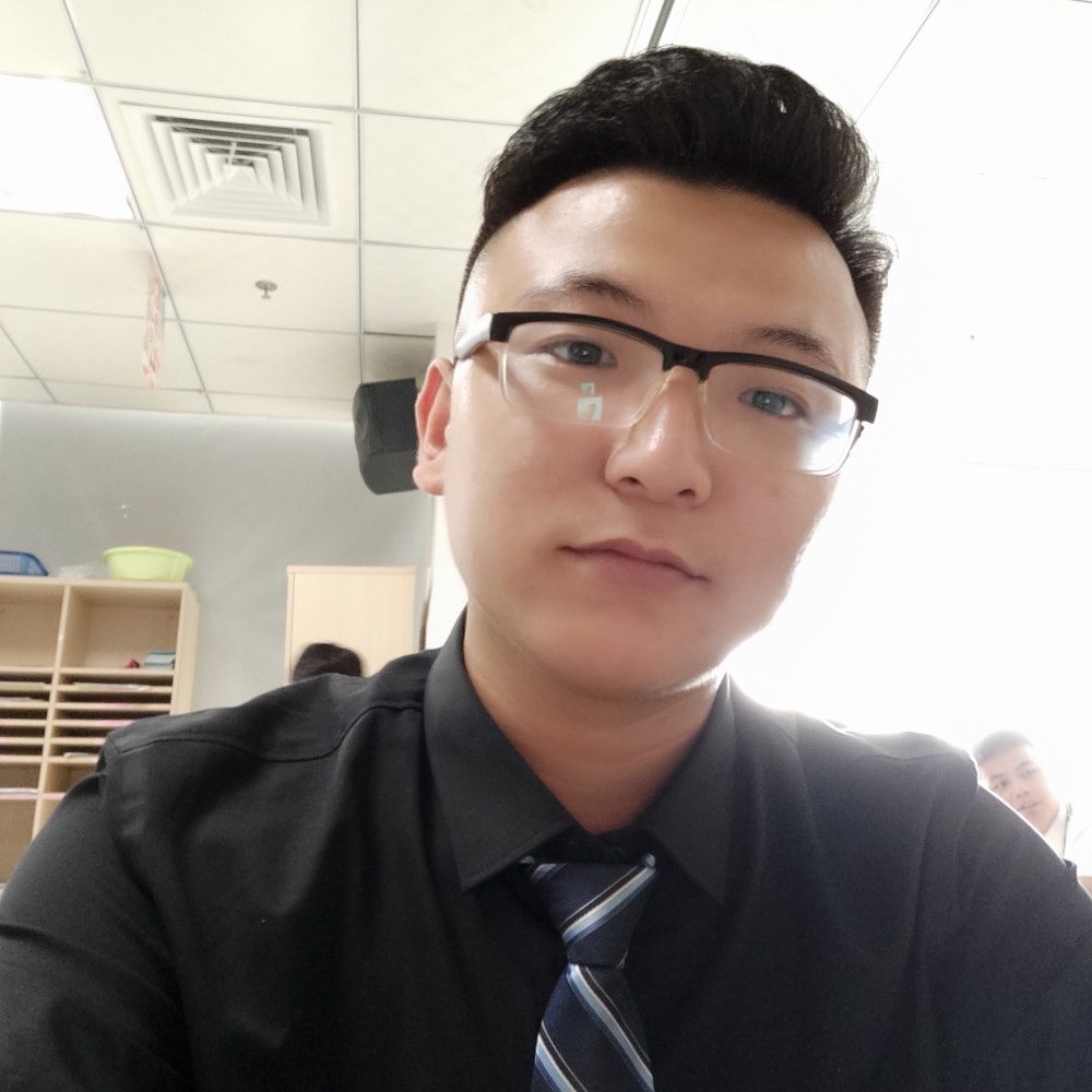 呆呆的何益达的照片