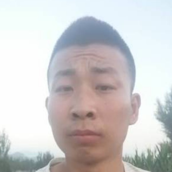冬日浅吻寂寞的照片
