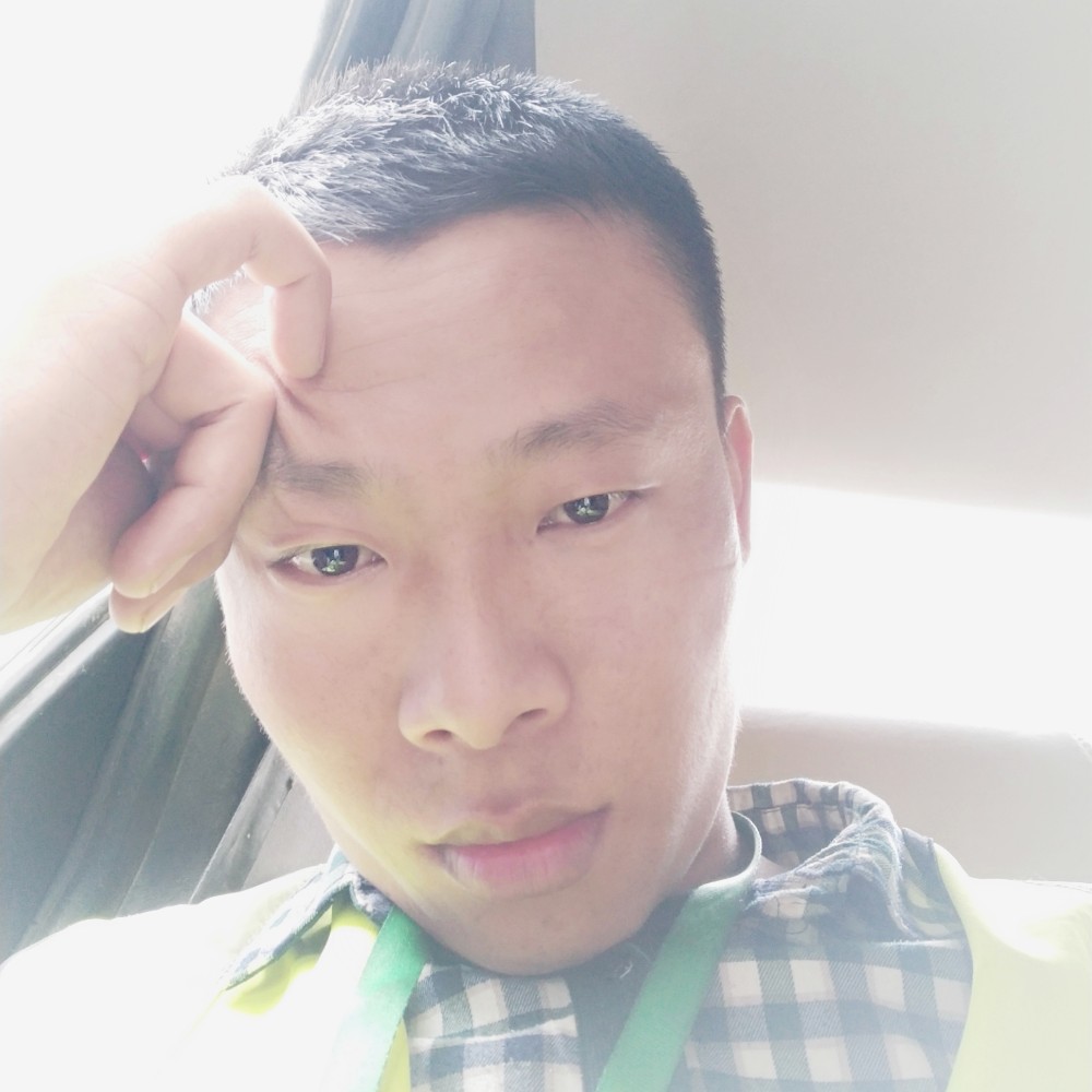 项链闻单身的照片