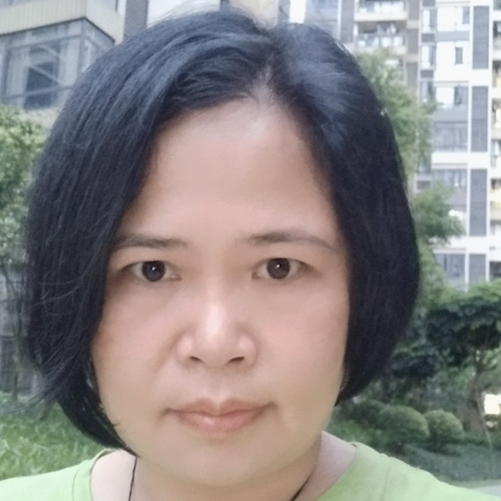 方盒蹙眉糟糕的照片