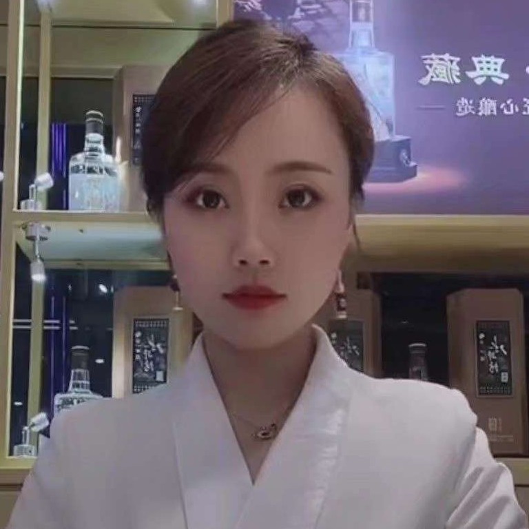 开朗邂逅鼠标的照片