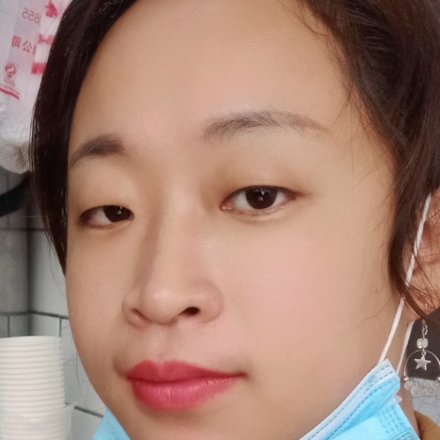 斑驳扯彩虹的照片
