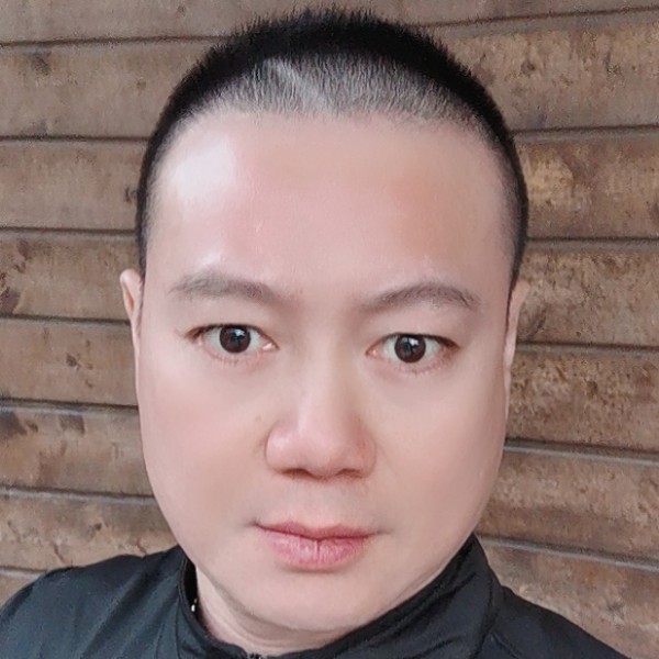啤啤佢的照片