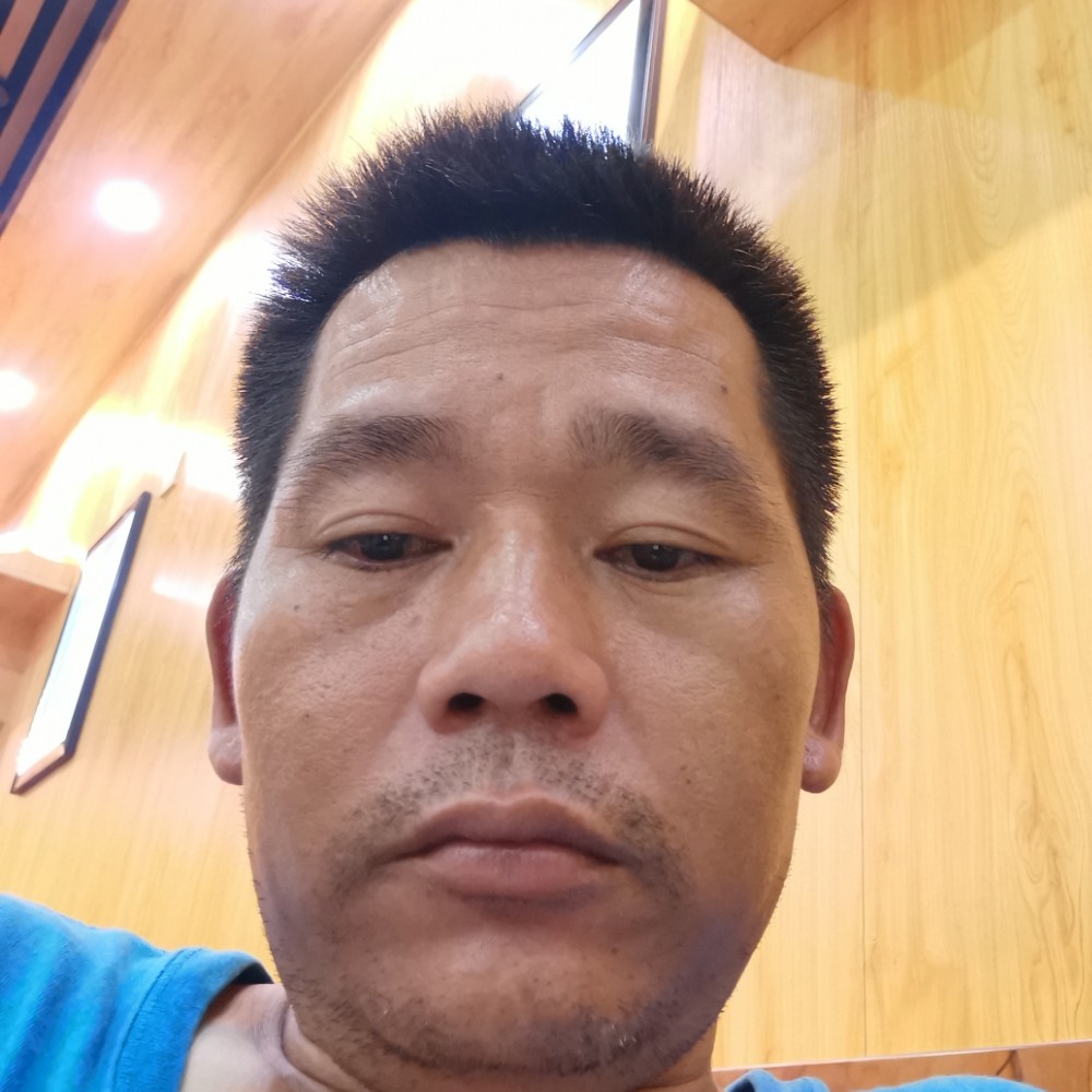 鋅諨一背子的照片