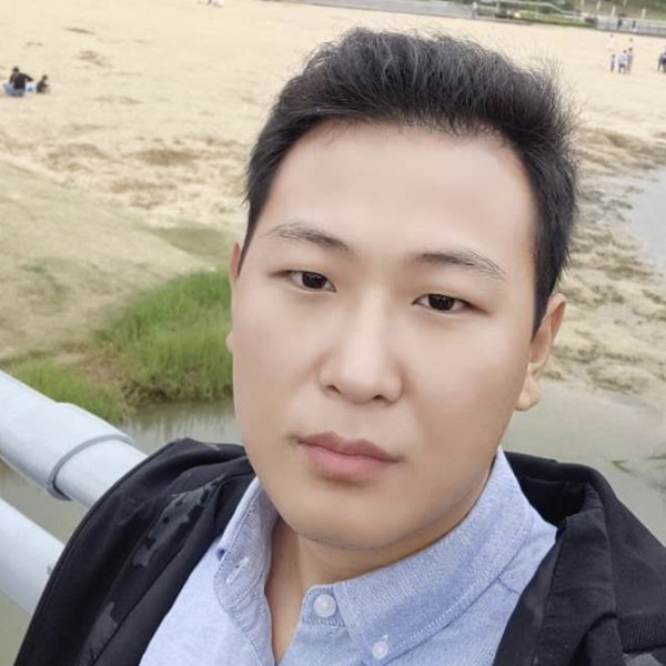 鞋子传统的照片