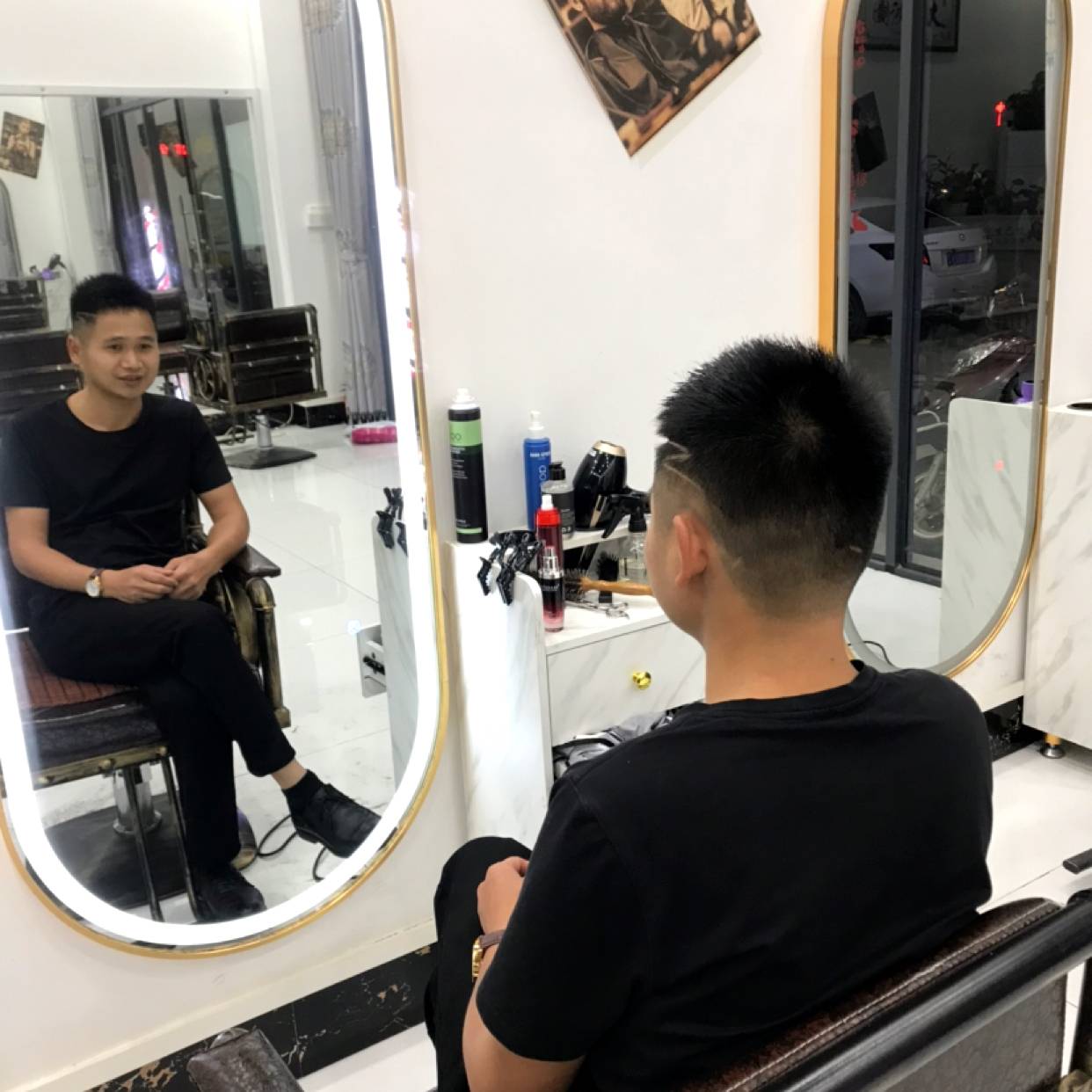 夏天挽手仁爱的照片