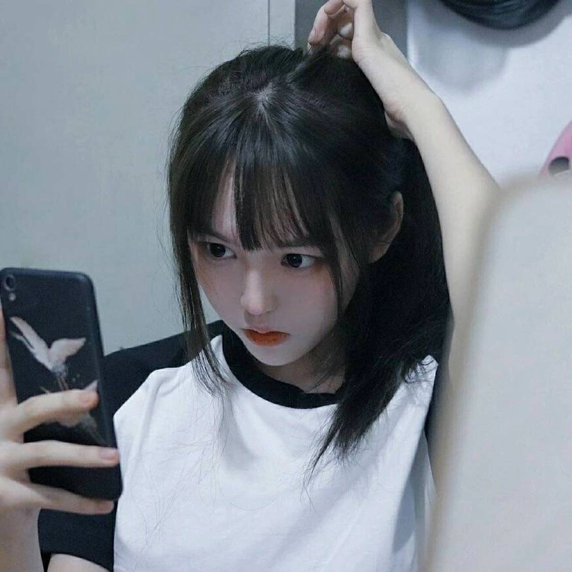 刺猬回眸贤惠的照片