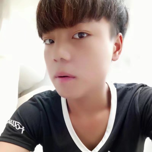 凡凡小哥的照片