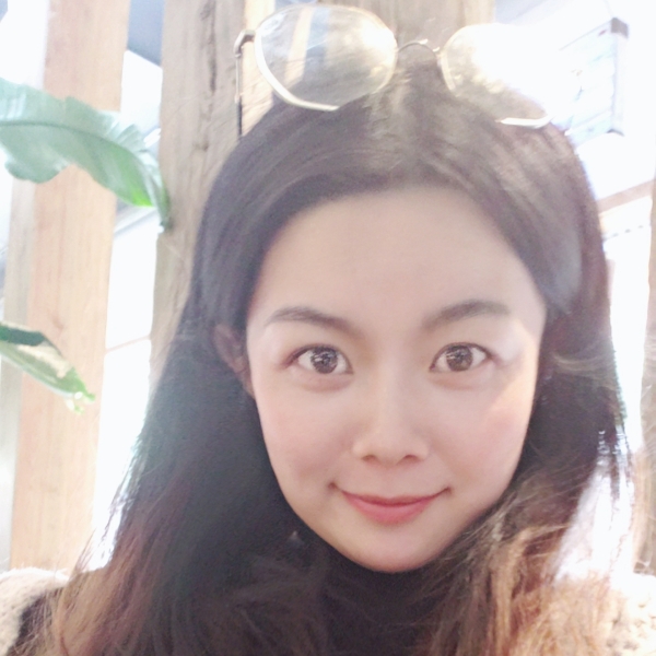 眉目成书的照片