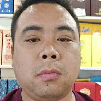 云朵爱恋无辜的照片