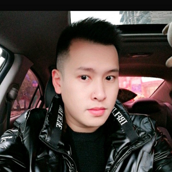 找三块五的妞的照片