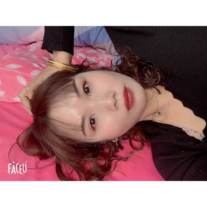 自行车和妩媚的照片