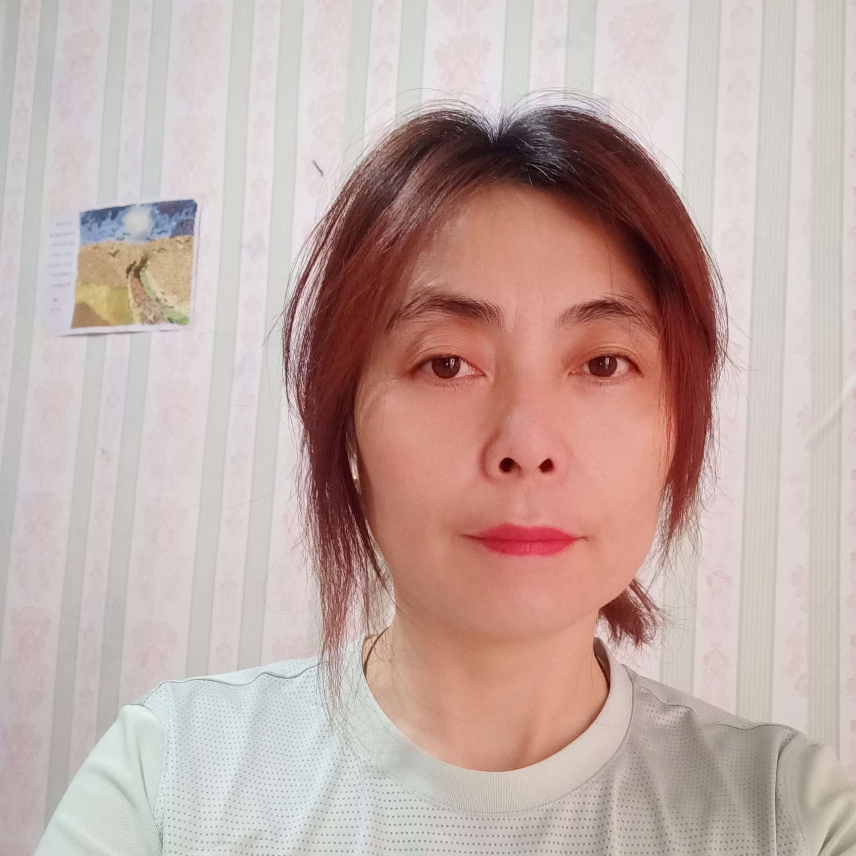 张淑红女的照片