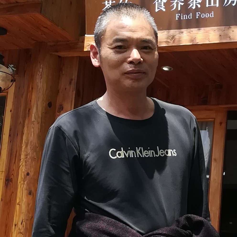 美女还安详的照片