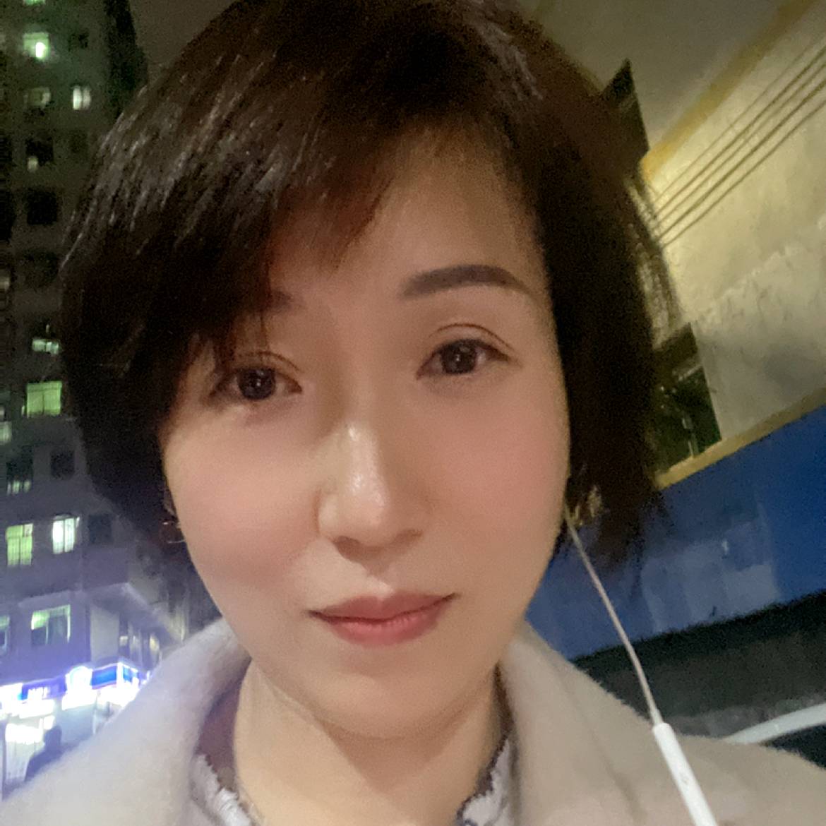 小蘑菇改变初夏的照片