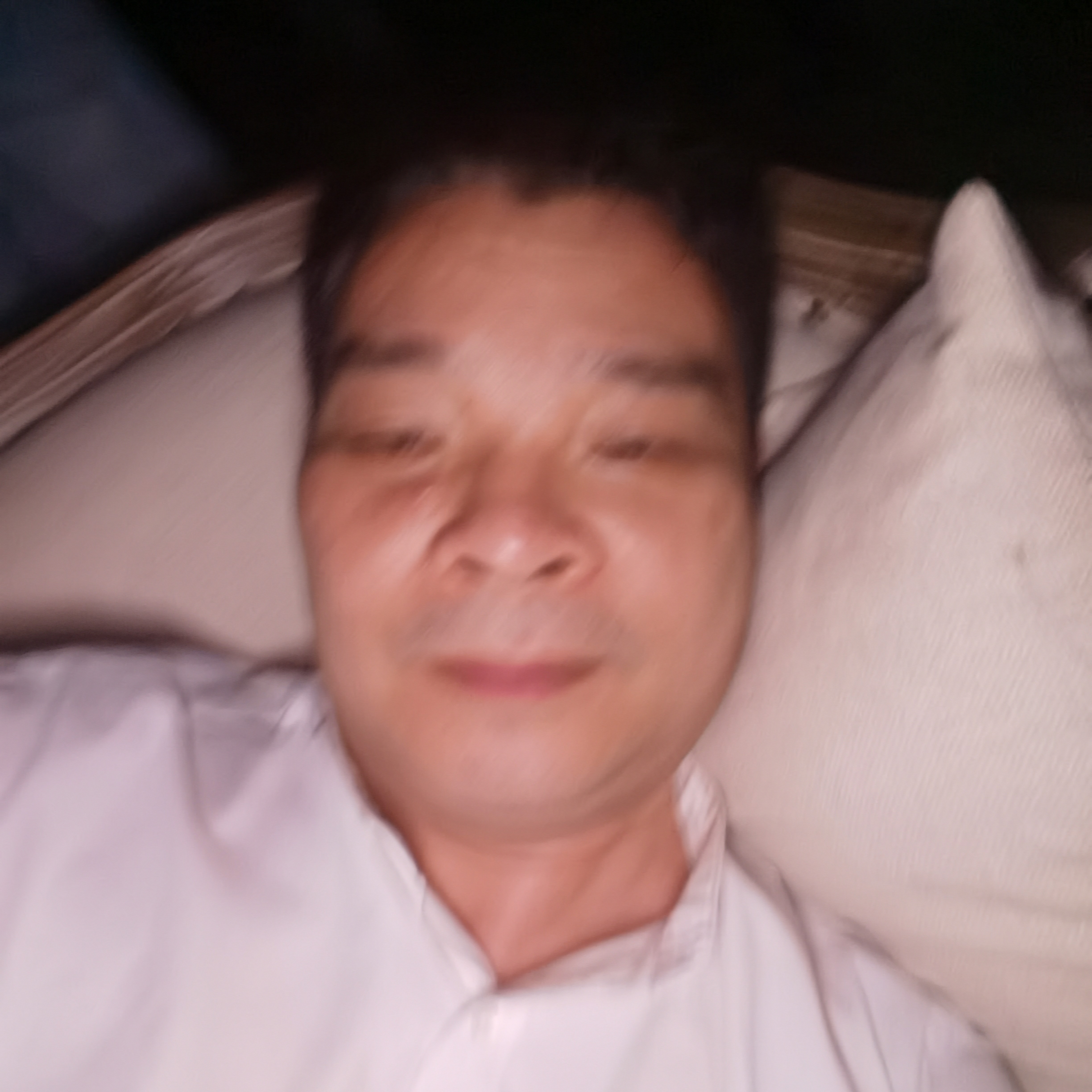 鳗鱼爱微凉的照片