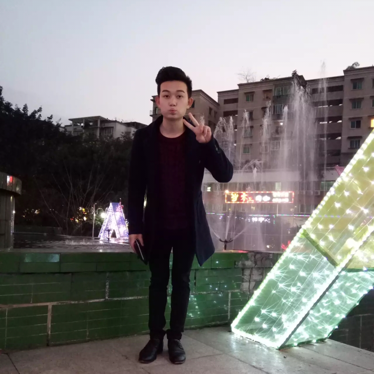 情殇诚心的照片