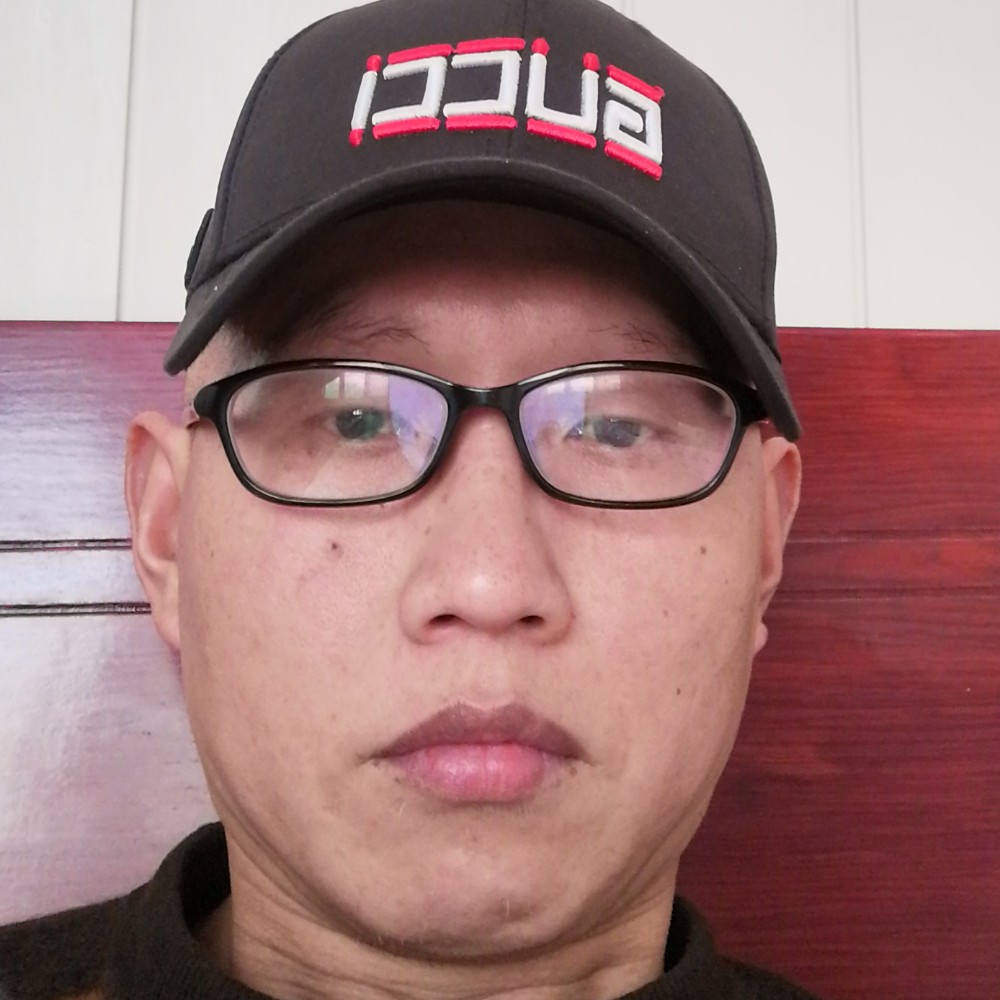 呓语激动的照片