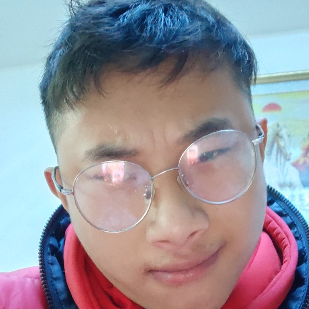 只会钟情你一人的照片
