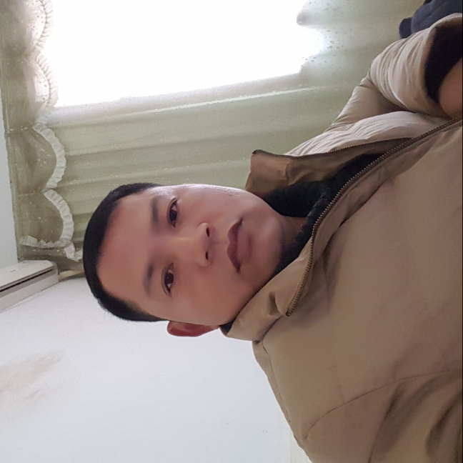 发嗲青花的照片
