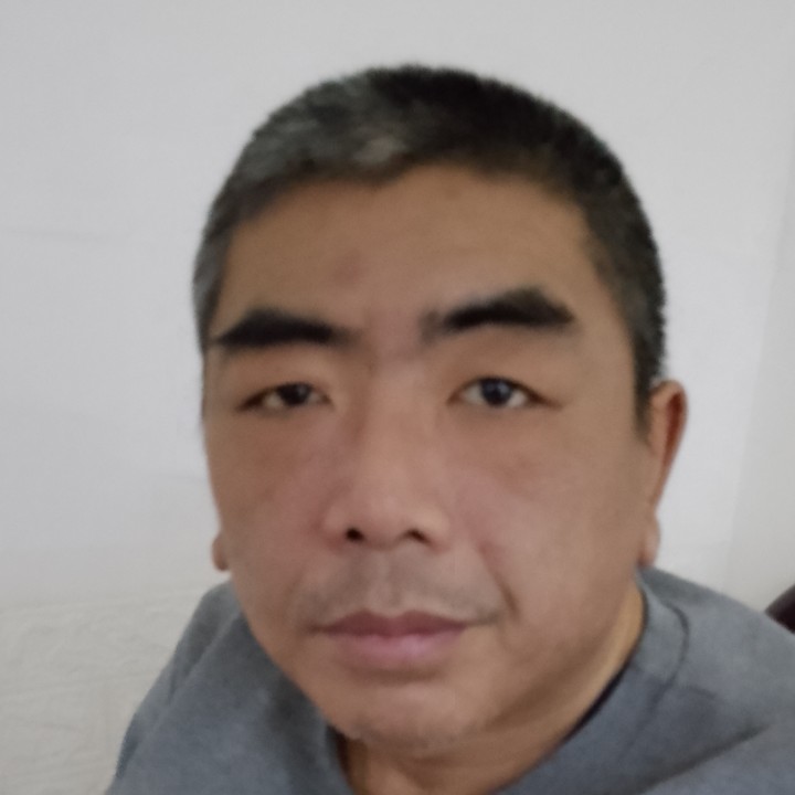 又老又穷的大叔的照片