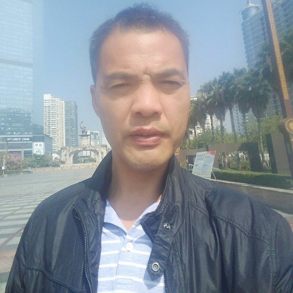 美的美的的照片